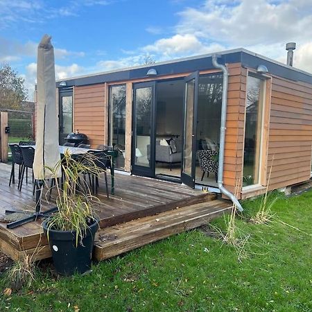 Moderne Bungalow Voor 6 Personen Джулианадорп Екстериор снимка