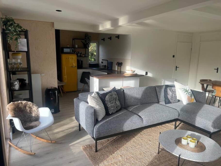 Moderne Bungalow Voor 6 Personen Джулианадорп Екстериор снимка